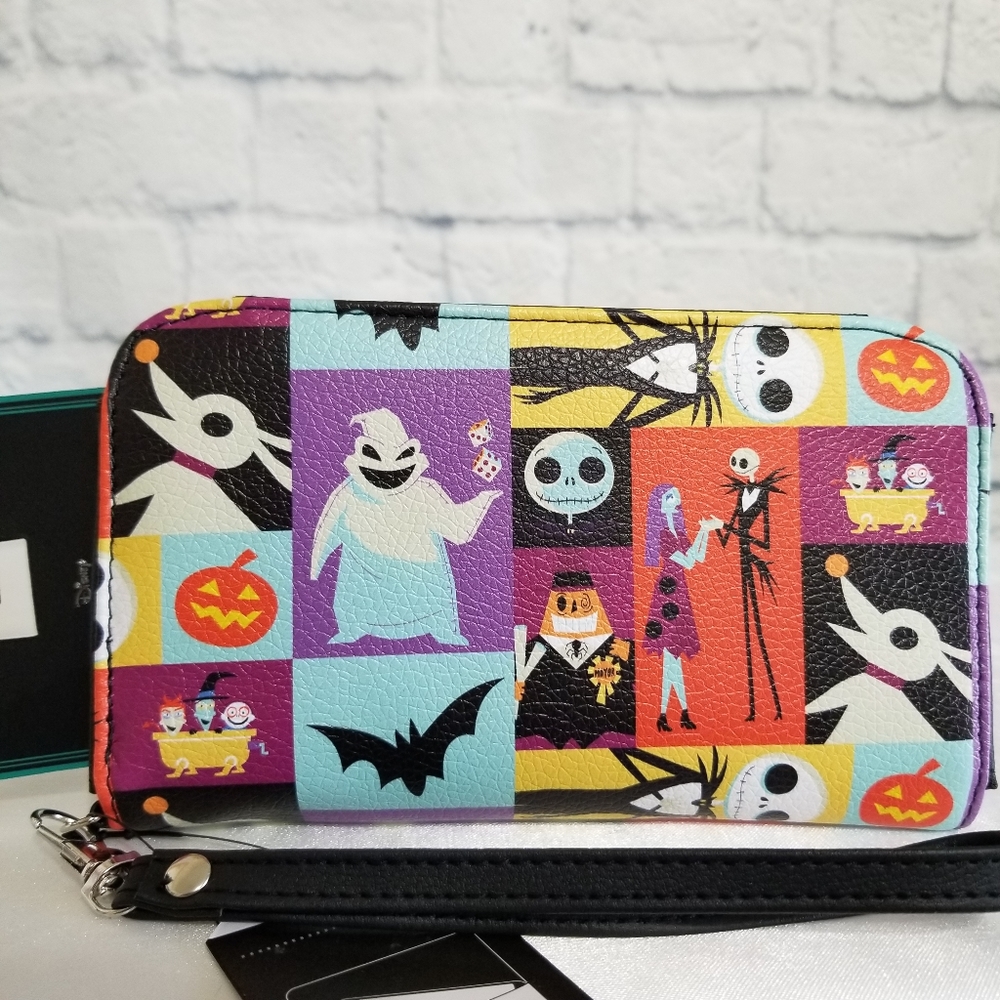 Nightmare Before Christmas Character Collection Disney Wallet Wristlet Case New